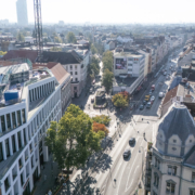 Drohnenbild auf die Karl-Marx-Straße