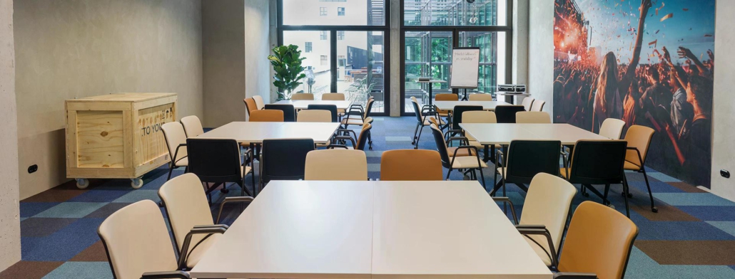 Raum Elektro Stage Workshopraum